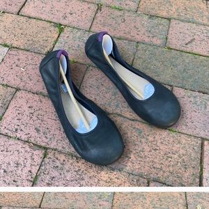 (1071) Vivobarefoot Jing Jang